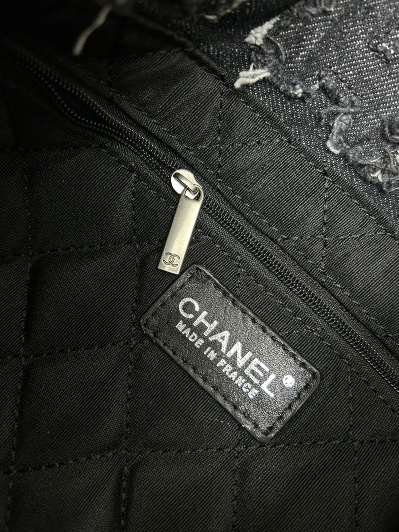 Ch**el hobo 22 bags